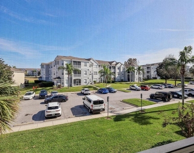 2310 Silver Palm Drive - Photo Thumbnail 12