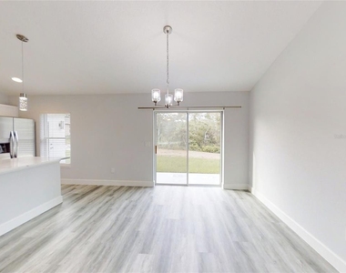 3022 Sw 168th Loop - Photo Thumbnail 4