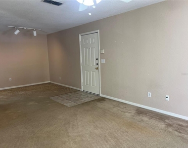8915 Latrec Ave - Photo Thumbnail 6
