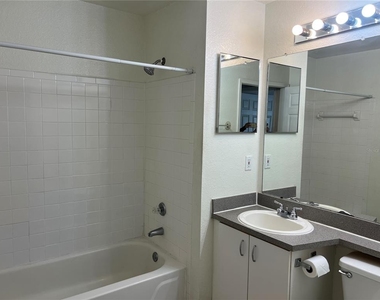 8915 Latrec Ave - Photo Thumbnail 12