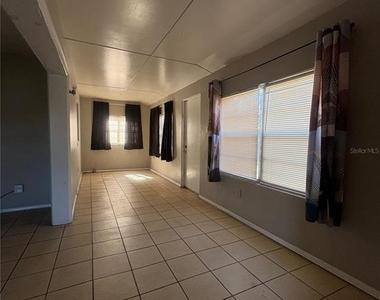 1822 Horne Avenue - Photo Thumbnail 5