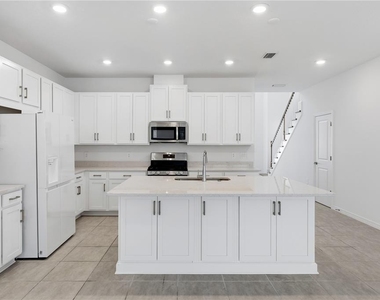 15010 Summer Harvest Street - Photo Thumbnail 15