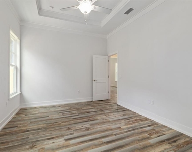 420 Nw 1st Street - Photo Thumbnail 6