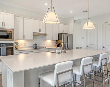 17160 Albatross Road - Photo Thumbnail 11