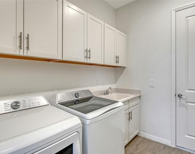 17160 Albatross Road - Photo Thumbnail 33