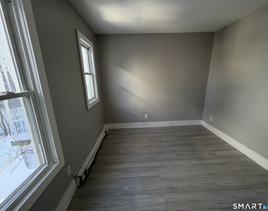 143 Congress Avenue - Photo Thumbnail 8
