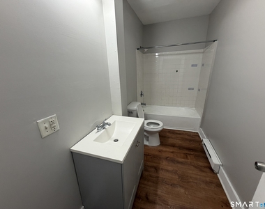 143 Congress Avenue - Photo Thumbnail 9