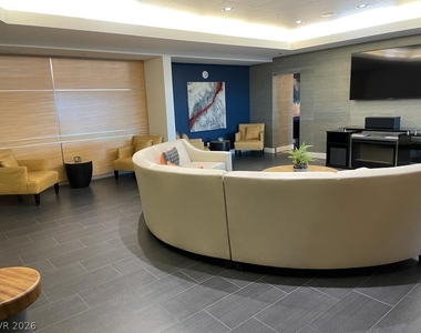 200 W Sahara Avenue - Photo Thumbnail 39
