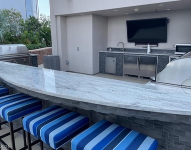 200 W Sahara Avenue - Photo Thumbnail 19