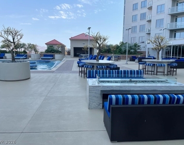 200 W Sahara Avenue - Photo Thumbnail 13