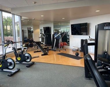 200 W Sahara Avenue - Photo Thumbnail 22