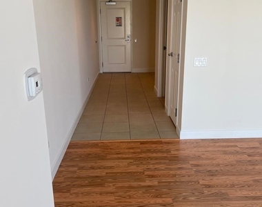 200 W Sahara Avenue - Photo Thumbnail 7