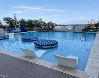 200 W Sahara Avenue - Photo Thumbnail 20