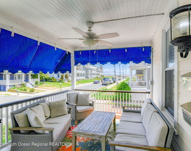 18 Abbott Avenue - Photo Thumbnail 6