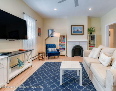 18 Abbott Avenue - Photo Thumbnail 13