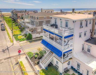 18 Abbott Avenue - Photo Thumbnail 1