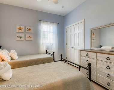 18 Abbott Avenue - Photo Thumbnail 19