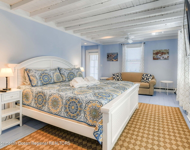 18 Abbott Avenue - Photo Thumbnail 44