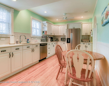 18 Abbott Avenue - Photo Thumbnail 32