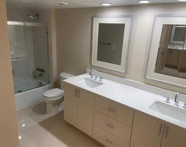 405 N Ocean Boulevard - Photo Thumbnail 8
