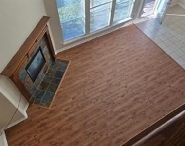 5554 Emerson Court - Photo Thumbnail 11
