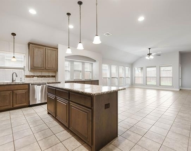 4228 Sweet Clover Lane - Photo Thumbnail 7