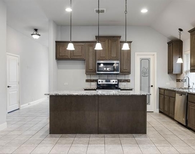 4228 Sweet Clover Lane - Photo Thumbnail 13