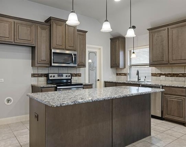 4228 Sweet Clover Lane - Photo Thumbnail 11