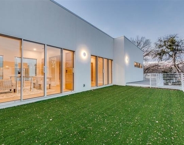 3821 Beechwood Lane - Photo Thumbnail 34