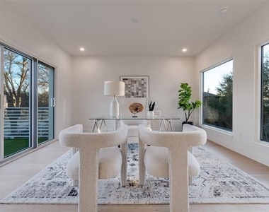 3821 Beechwood Lane - Photo Thumbnail 33