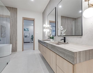 3821 Beechwood Lane - Photo Thumbnail 27