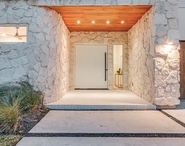 3821 Beechwood Lane - Photo Thumbnail 1