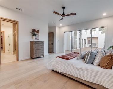 3821 Beechwood Lane - Photo Thumbnail 25