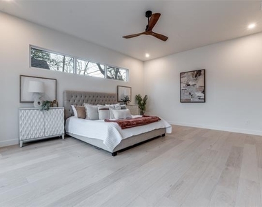 3821 Beechwood Lane - Photo Thumbnail 24