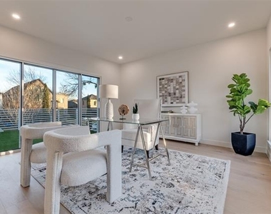 3821 Beechwood Lane - Photo Thumbnail 32