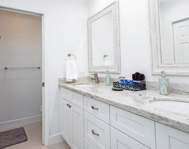 1240 Sw 13th Circle - Photo Thumbnail 22