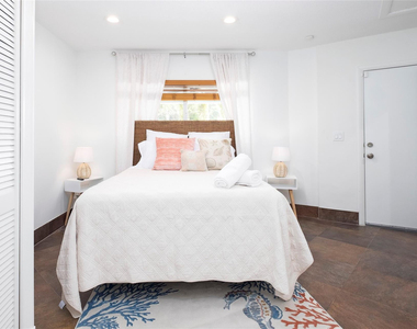 1240 Sw 13th Circle - Photo Thumbnail 16