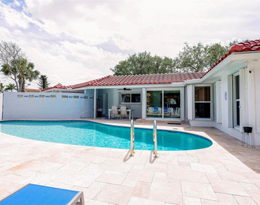 1240 Sw 13th Circle - Photo Thumbnail 33