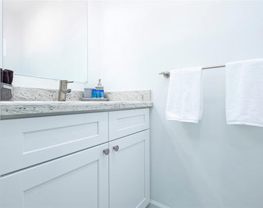 1240 Sw 13th Circle - Photo Thumbnail 26