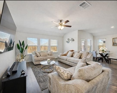 9729 Gooseneck Drive - Photo Thumbnail 2