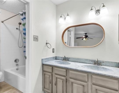 4234 Cuesta Drive - Photo Thumbnail 24