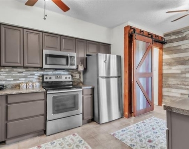 4234 Cuesta Drive - Photo Thumbnail 5