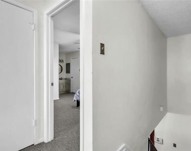 4234 Cuesta Drive - Photo Thumbnail 21