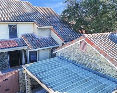 4234 Cuesta Drive - Photo Thumbnail 2