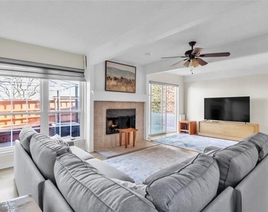 4234 Cuesta Drive - Photo Thumbnail 14