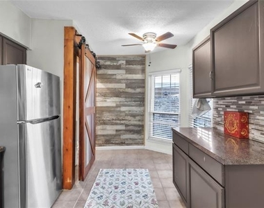 4234 Cuesta Drive - Photo Thumbnail 6