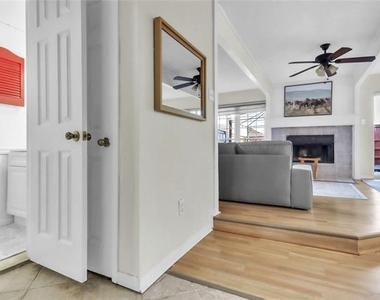 4234 Cuesta Drive - Photo Thumbnail 17