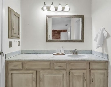 4234 Cuesta Drive - Photo Thumbnail 28