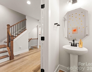 648 W End Drive - Photo Thumbnail 20