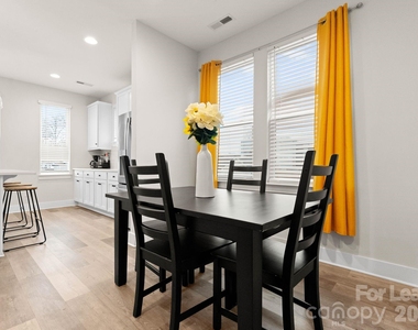 648 W End Drive - Photo Thumbnail 22